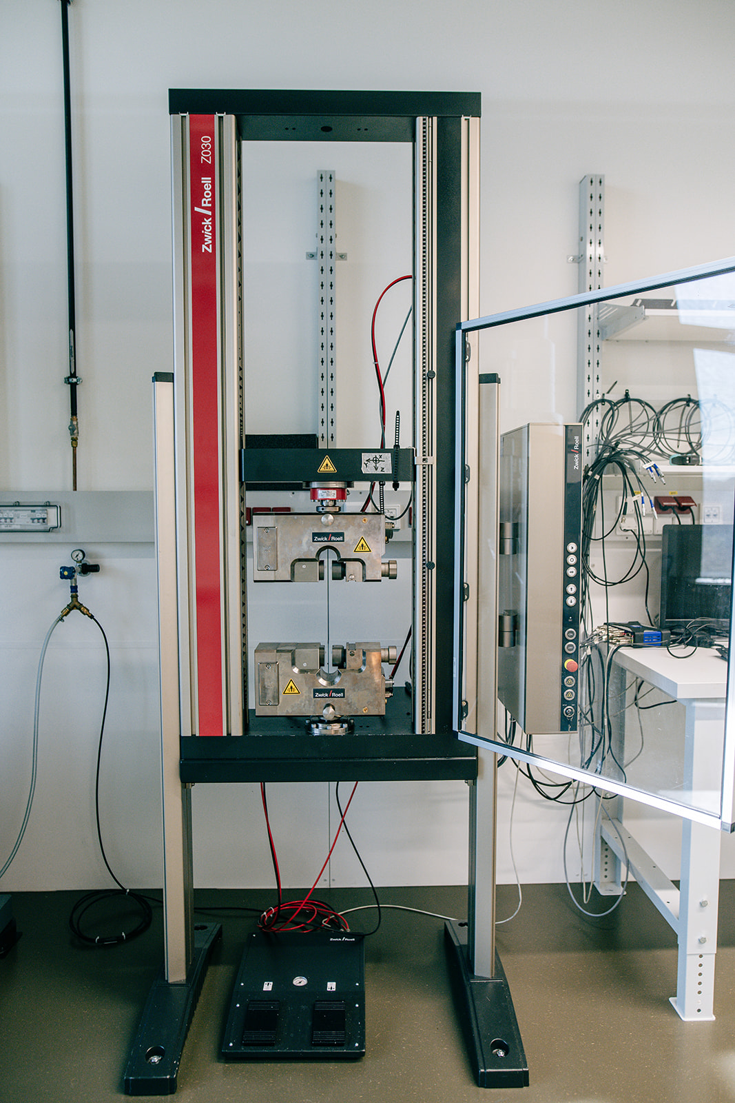 Core Facility Large electrical-mechanical testing machine / Zwick AllroundLine 30kn